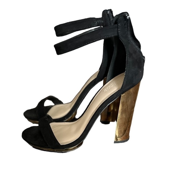 Charlotte Ruse Heels - Picture 4 of 4